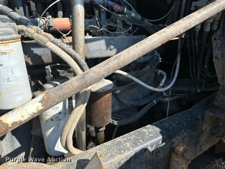 image for item EB2807 1997 Mack CL713 dump truck