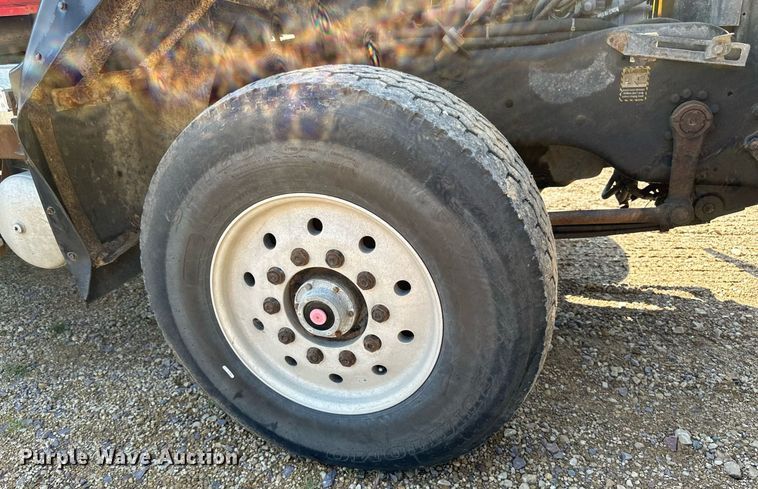 image for item EB2807 1997 Mack CL713 dump truck