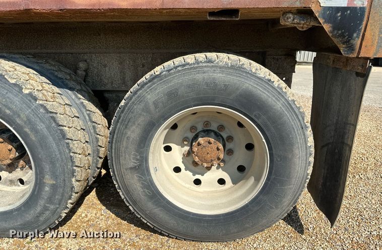 image for item EB2807 1997 Mack CL713 dump truck