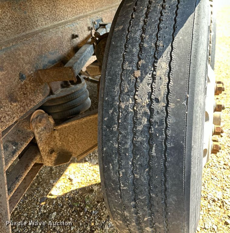 image for item EB2807 1997 Mack CL713 dump truck