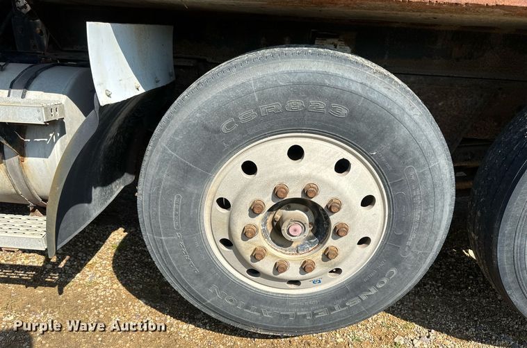 image for item EB2807 1997 Mack CL713 dump truck