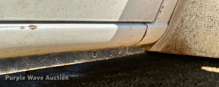 image for item EB2808 2005 Ford E450 utility van