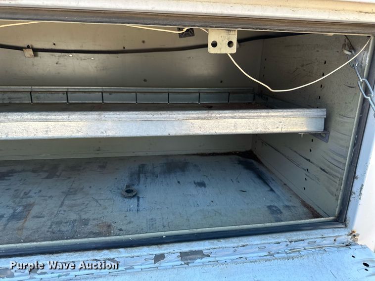 image for item EB2808 2005 Ford E450 utility van