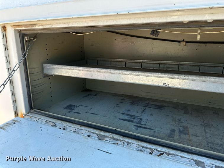 image for item EB2808 2005 Ford E450 utility van