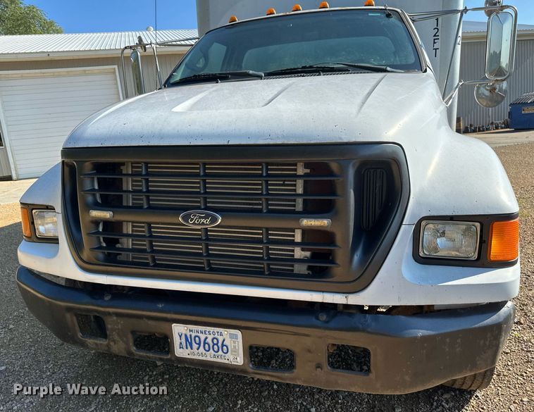 image for item EB2809 2000 Ford F650 box truck