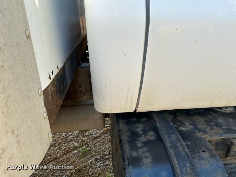 image for item EB2809 2000 Ford F650 box truck