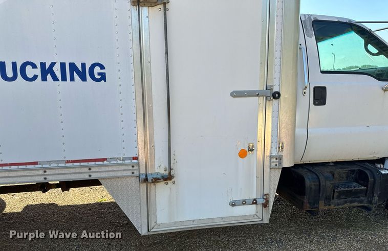 image for item EB2809 2000 Ford F650 box truck