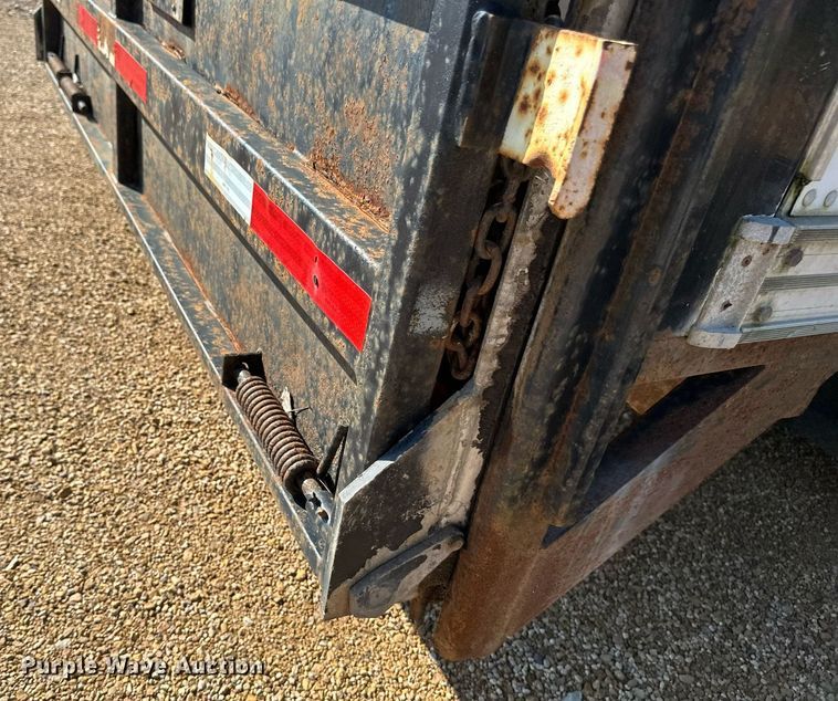 image for item EB2809 2000 Ford F650 box truck