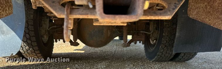 image for item EB2809 2000 Ford F650 box truck