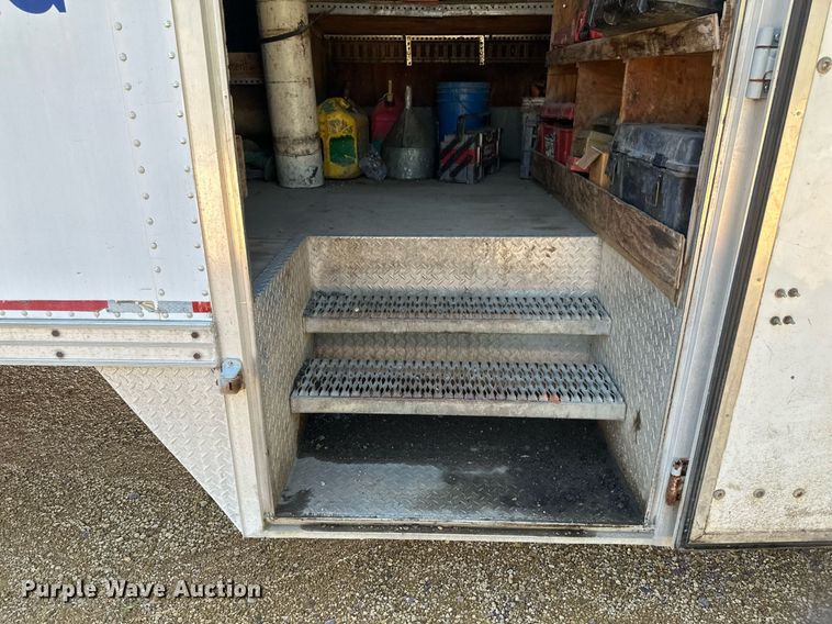 image for item EB2809 2000 Ford F650 box truck