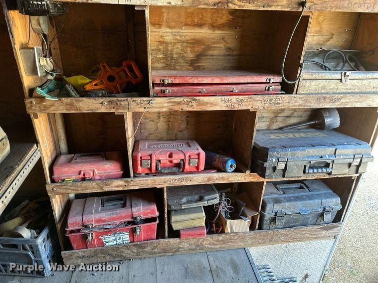 image for item EB2809 2000 Ford F650 box truck