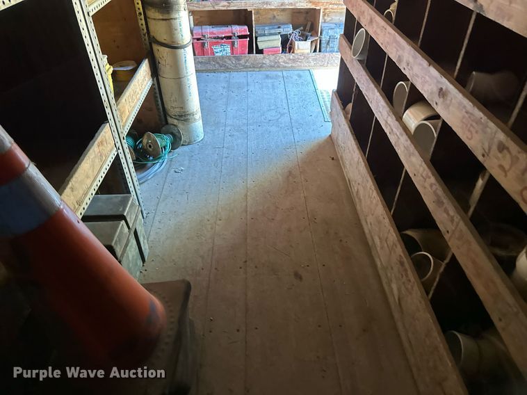 image for item EB2809 2000 Ford F650 box truck