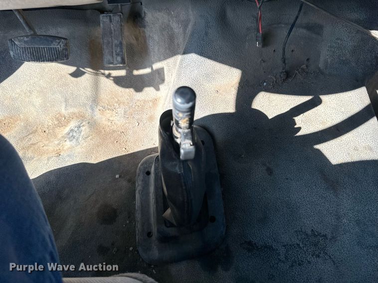 image for item EB2809 2000 Ford F650 box truck