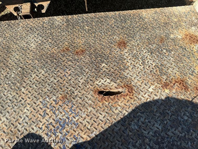 image for item EB2809 2000 Ford F650 box truck