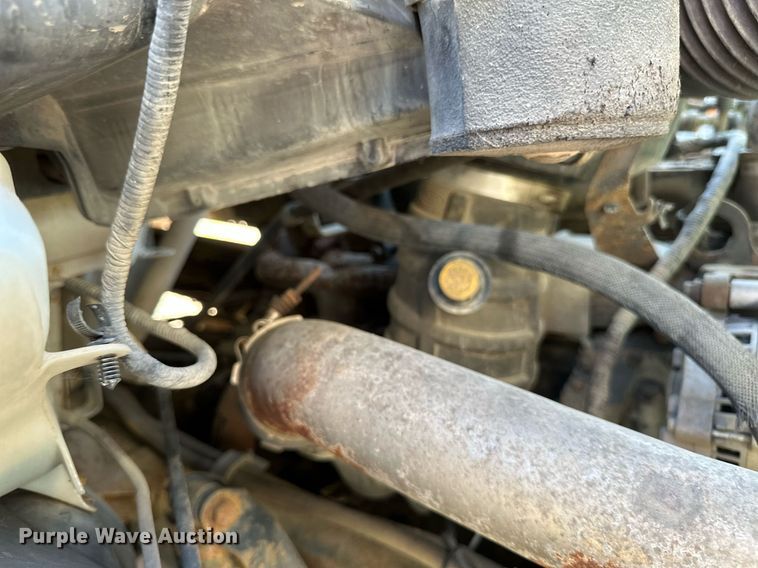 image for item EB2809 2000 Ford F650 box truck