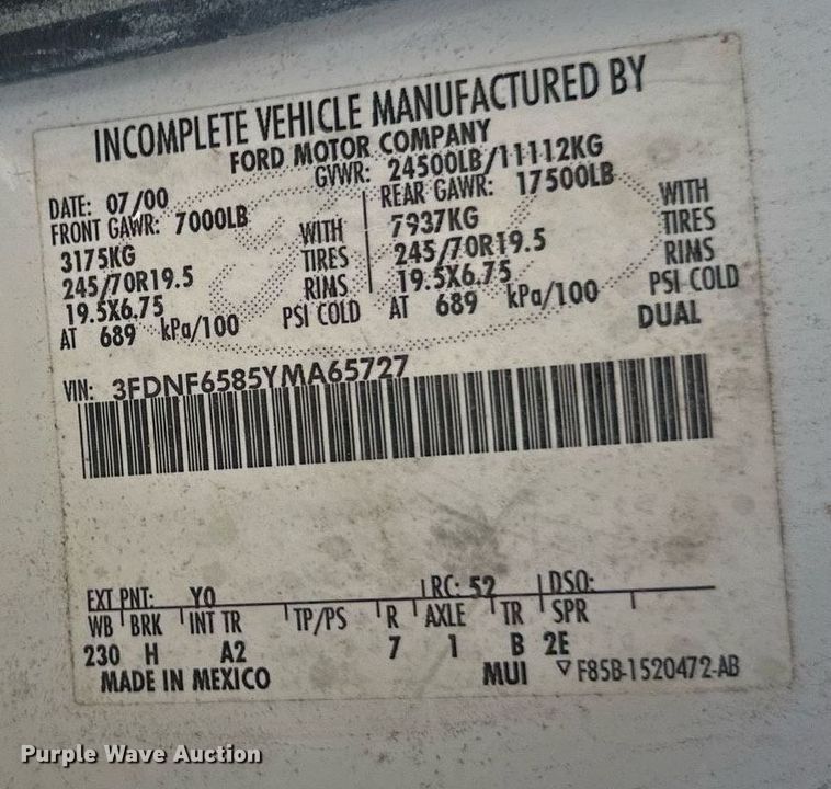 image for item EB2809 2000 Ford F650 box truck