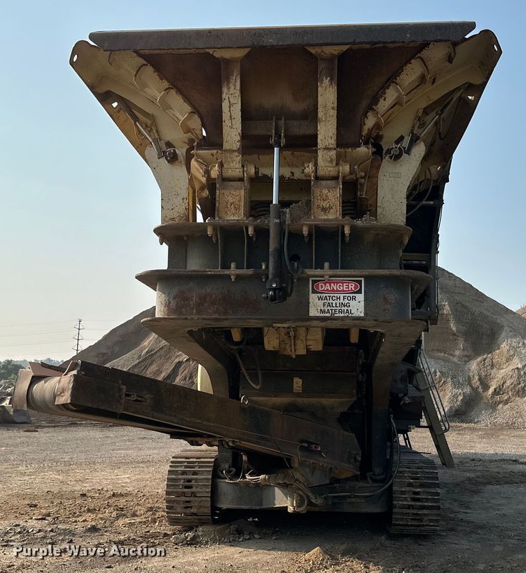 image for item EB2824 Metso Lokotrak LT1213S impact crushing plant