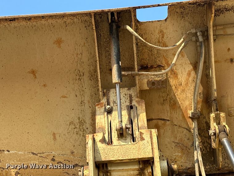 image for item EB2824 Metso Lokotrak LT1213S impact crushing plant