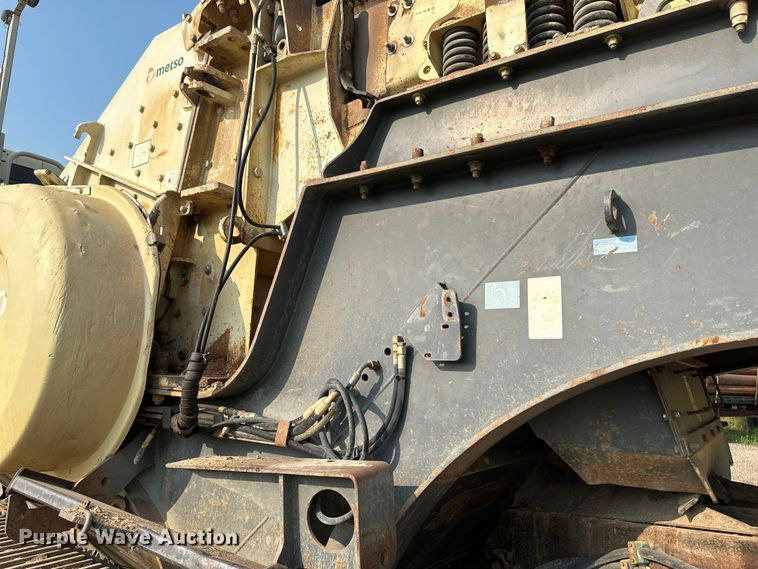 image for item EB2824 Metso Lokotrak LT1213S impact crushing plant