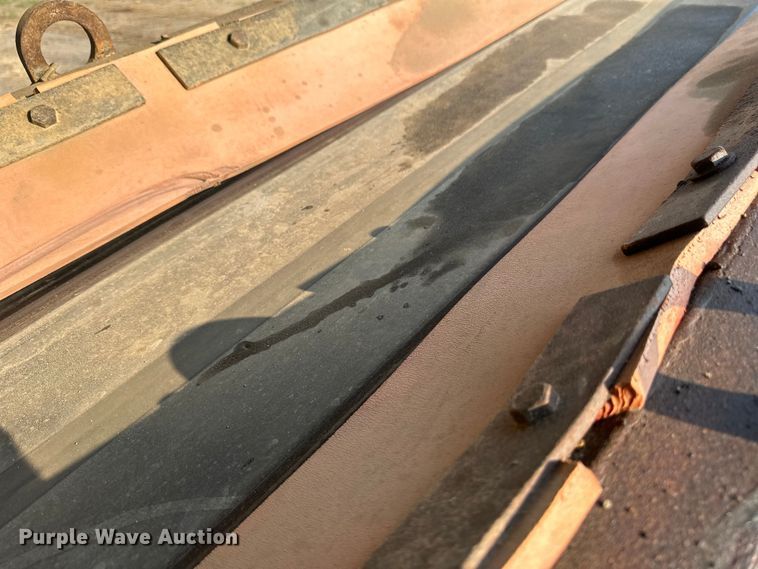 image for item EB2824 Metso Lokotrak LT1213S impact crushing plant