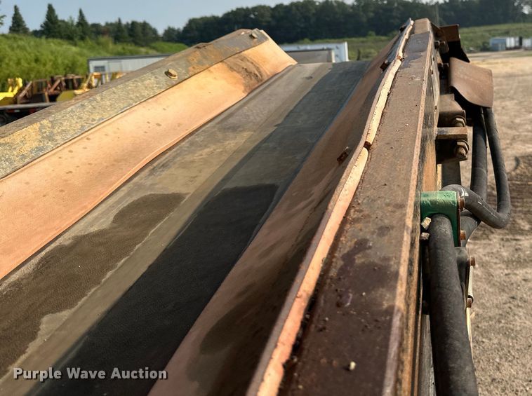 image for item EB2824 Metso Lokotrak LT1213S impact crushing plant