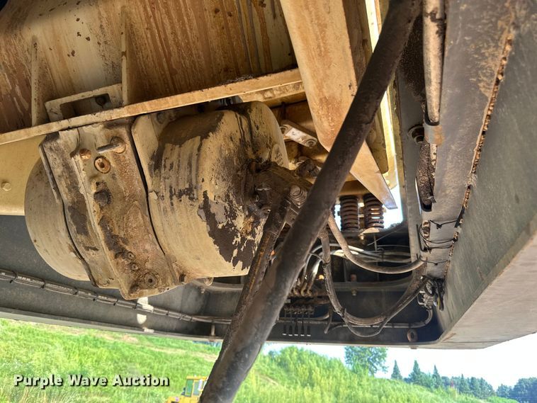 image for item EB2824 Metso Lokotrak LT1213S impact crushing plant