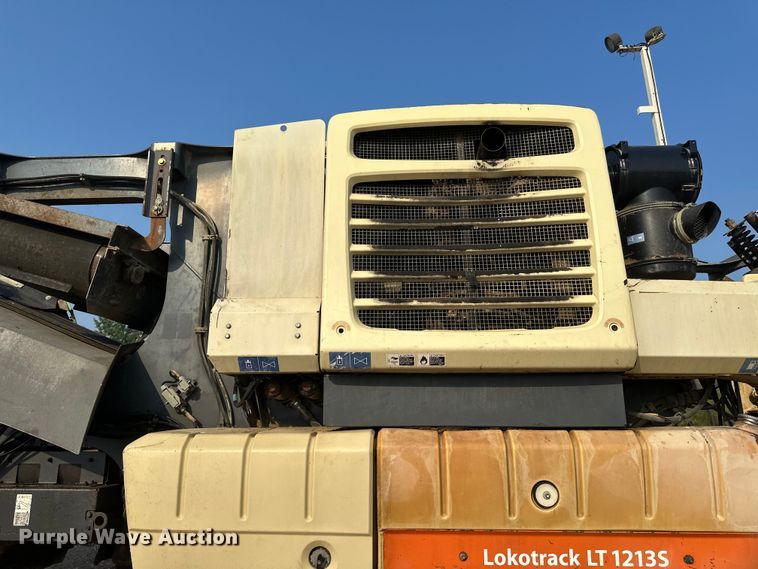 image for item EB2824 Metso Lokotrak LT1213S impact crushing plant