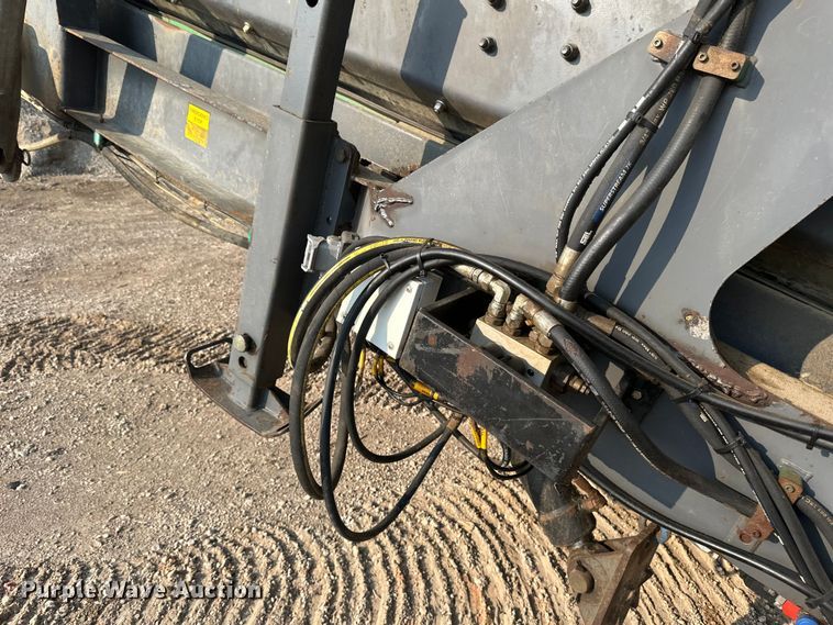 image for item EB2824 Metso Lokotrak LT1213S impact crushing plant