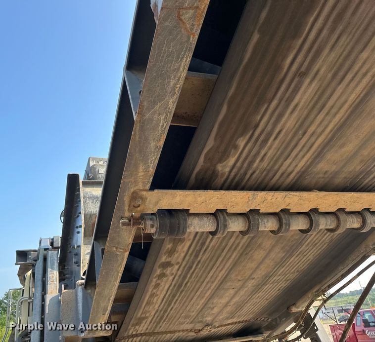 image for item EB2824 Metso Lokotrak LT1213S impact crushing plant