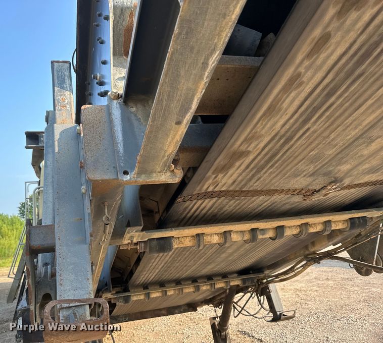 image for item EB2824 Metso Lokotrak LT1213S impact crushing plant