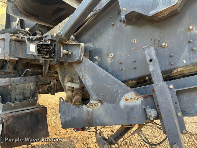 image for item EB2824 Metso Lokotrak LT1213S impact crushing plant