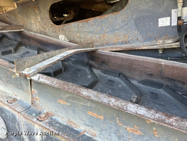 image for item EB2824 Metso Lokotrak LT1213S impact crushing plant