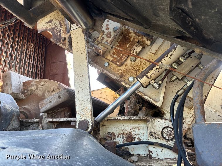 image for item EB2824 Metso Lokotrak LT1213S impact crushing plant