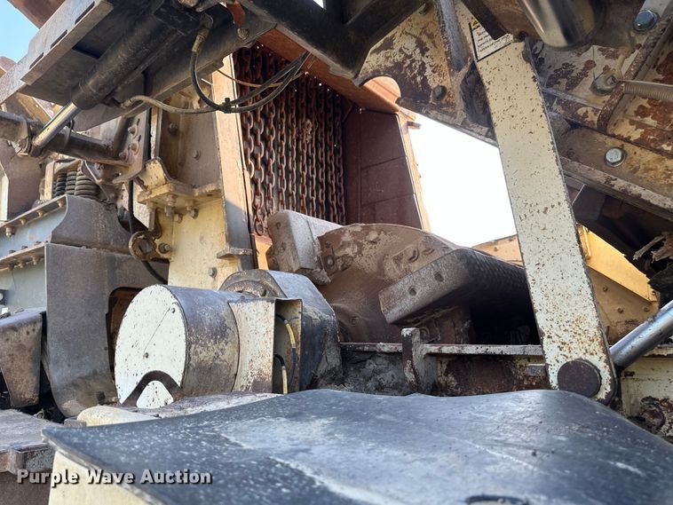 image for item EB2824 Metso Lokotrak LT1213S impact crushing plant