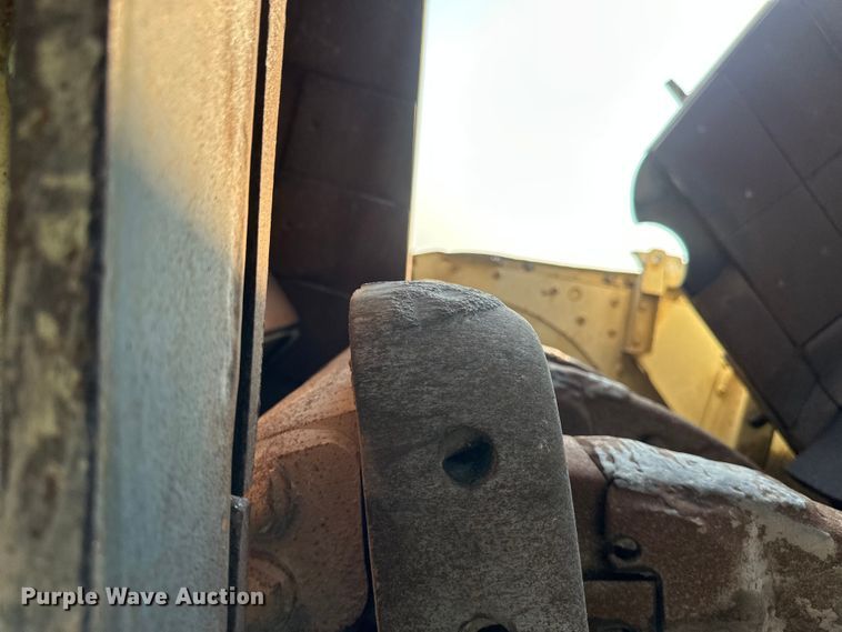 image for item EB2824 Metso Lokotrak LT1213S impact crushing plant