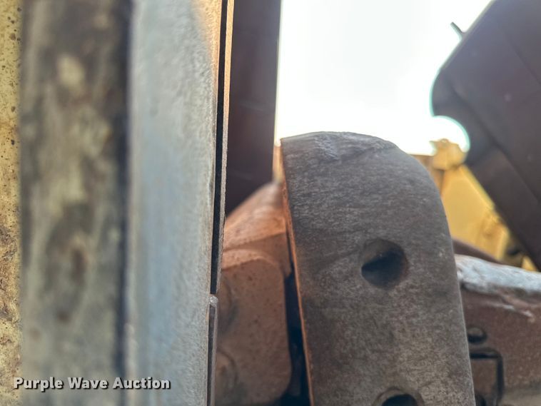 image for item EB2824 Metso Lokotrak LT1213S impact crushing plant