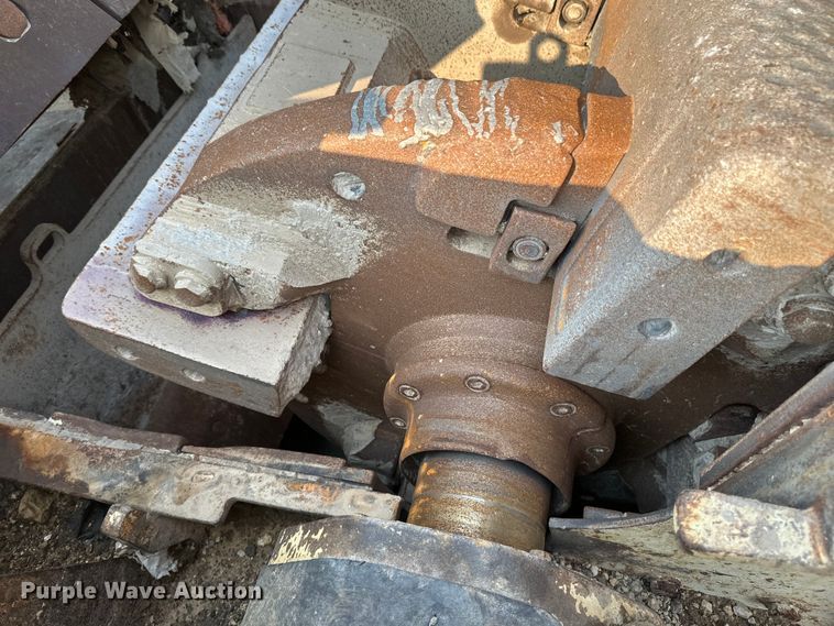 image for item EB2824 Metso Lokotrak LT1213S impact crushing plant