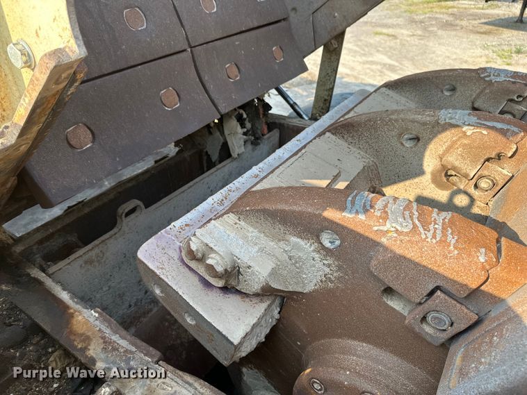 image for item EB2824 Metso Lokotrak LT1213S impact crushing plant