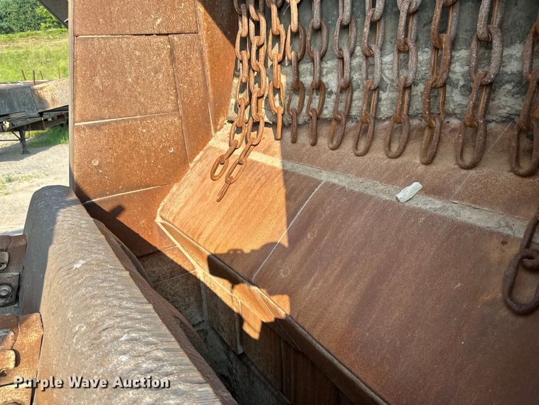 image for item EB2824 Metso Lokotrak LT1213S impact crushing plant