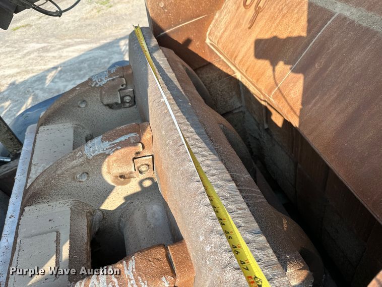 image for item EB2824 Metso Lokotrak LT1213S impact crushing plant