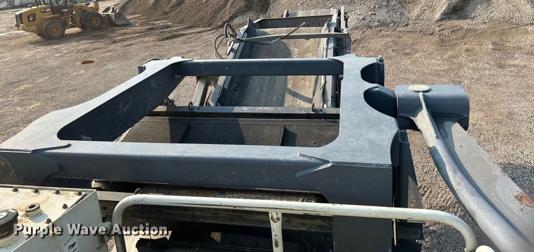 image for item EB2824 Metso Lokotrak LT1213S impact crushing plant