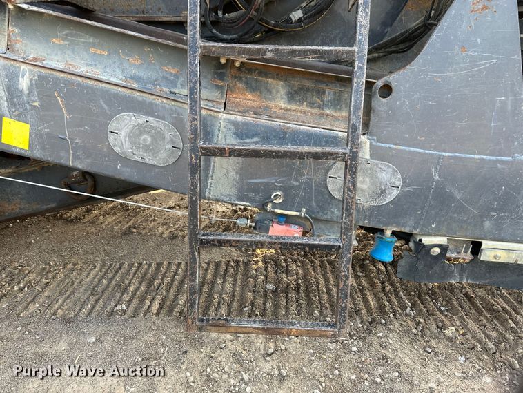 image for item EB2824 Metso Lokotrak LT1213S impact crushing plant