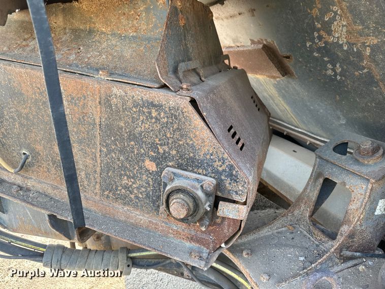 image for item EB2824 Metso Lokotrak LT1213S impact crushing plant