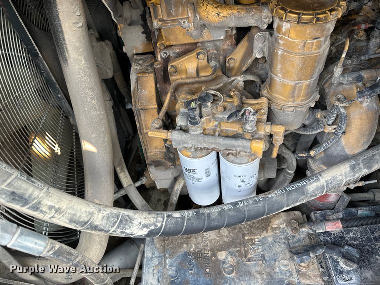 image for item EB2824 Metso Lokotrak LT1213S impact crushing plant