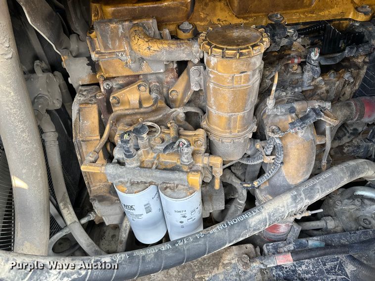 image for item EB2824 Metso Lokotrak LT1213S impact crushing plant