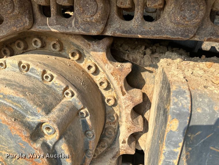 image for item EB2824 Metso Lokotrak LT1213S impact crushing plant