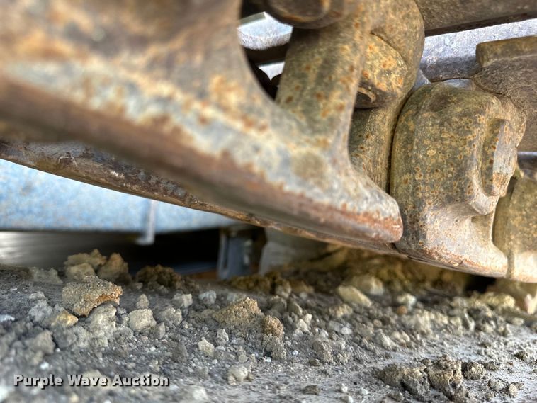 image for item EB2824 Metso Lokotrak LT1213S impact crushing plant