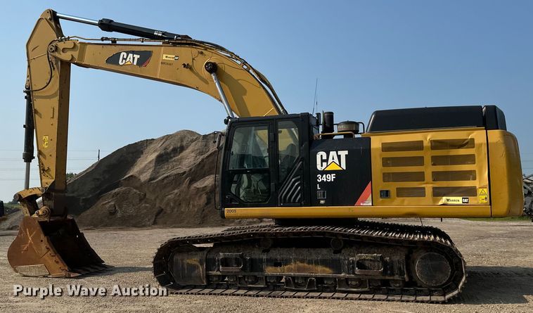 image for item EB2825 2019 Caterpillar 349FL excavator