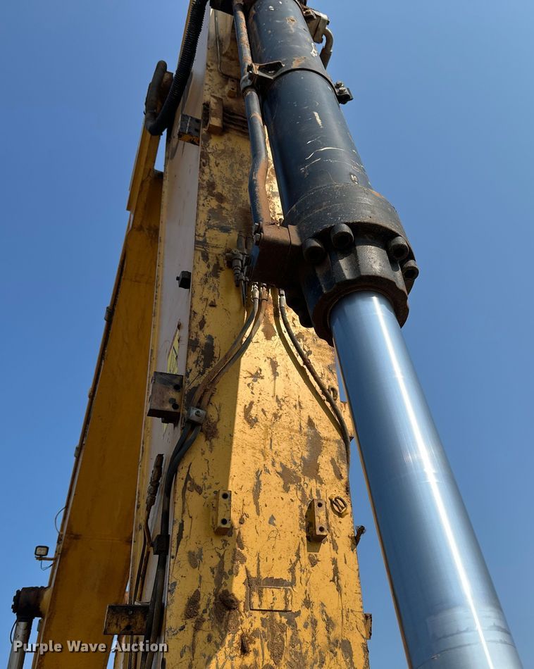 image for item EB2825 2019 Caterpillar 349FL excavator