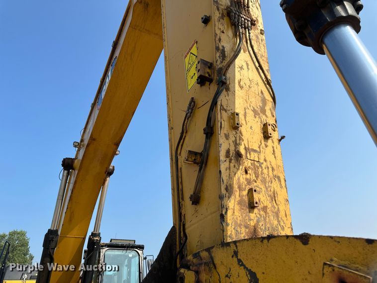 image for item EB2825 2019 Caterpillar 349FL excavator